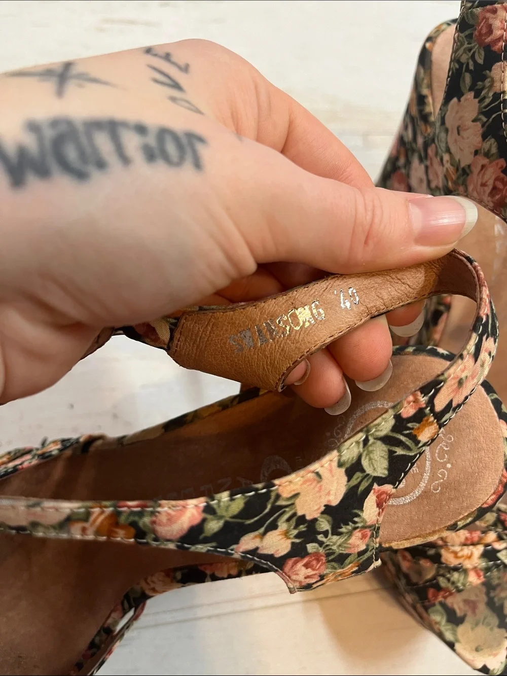 Jeffery Campbell Swan Song Floral Pront Wedges Size 40 US 9.5
